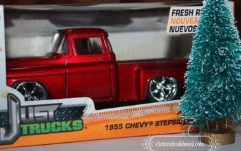  Não consegui encontrar um caminhão de transporte de árvores de Natal... então fiz um