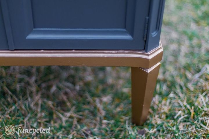 gold dipped navy dresser set, painted furniture