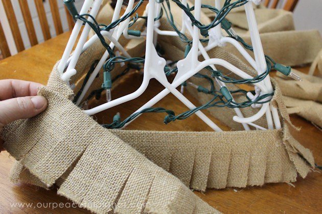 burlap tree from 6 hangers, crafts