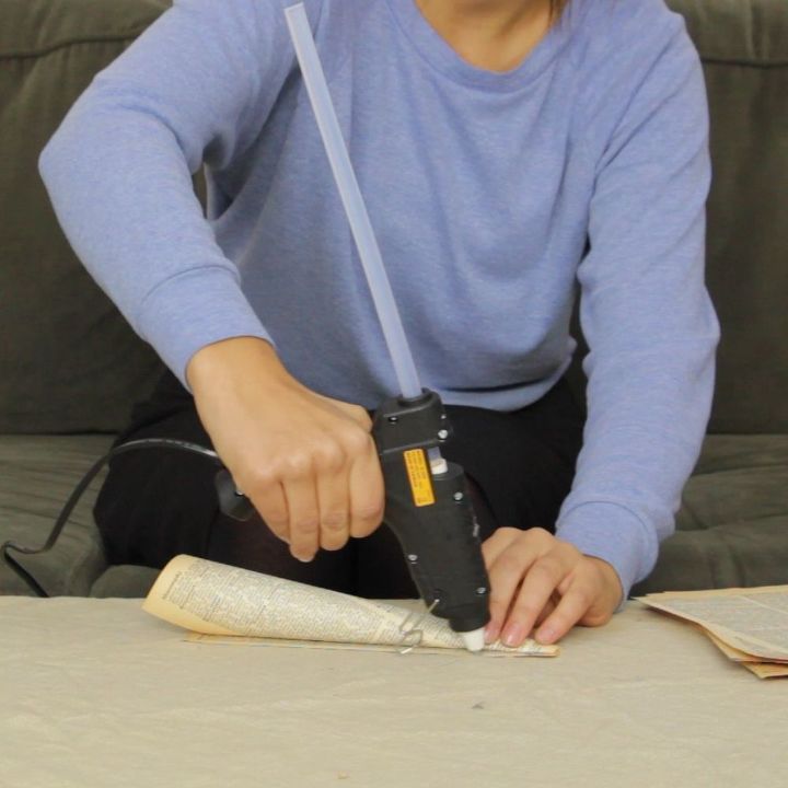 how to make a christmas tree from a book