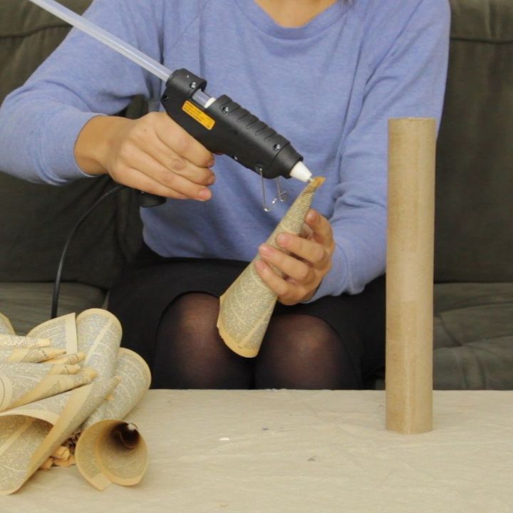 how to make a christmas tree from a book