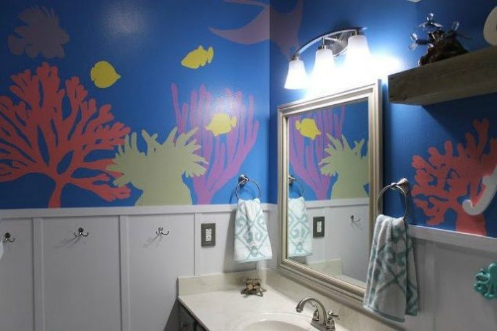 s give your kids the coolest bathroom with these 13 jaw dropping ideas, bathroom ideas, Paint the walls an underwater theme