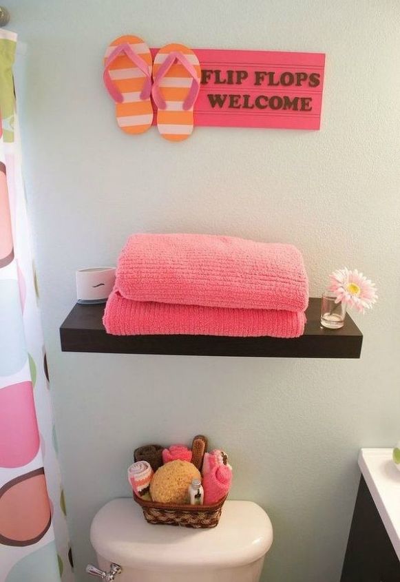 s give your kids the coolest bathroom with these 13 jaw dropping ideas, bathroom ideas, Infuse it with pink for your tween girl