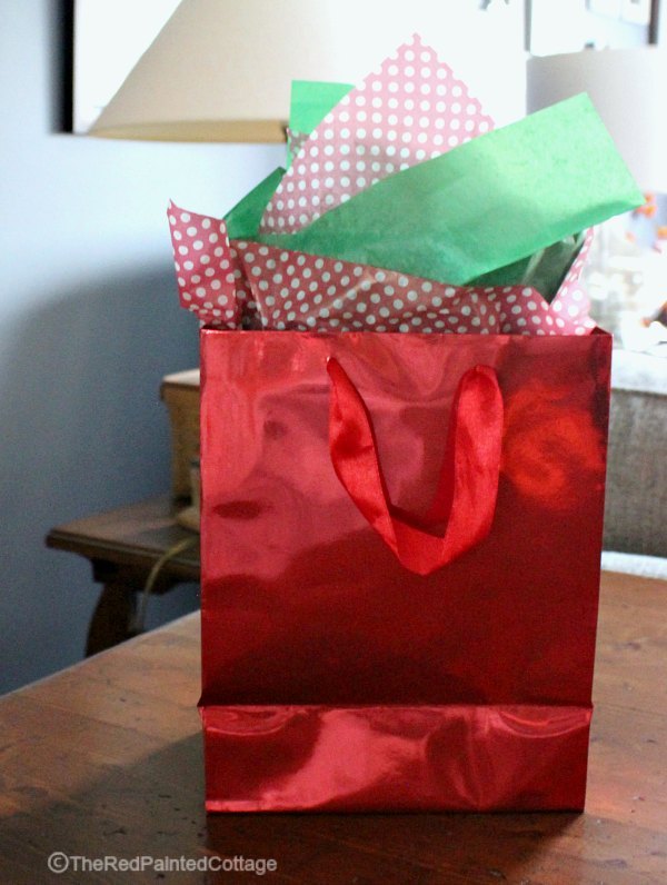trucos y consejos para envolver regalos de forma facil y economica