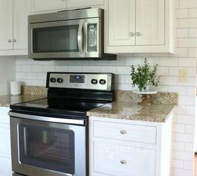 11 temporary kitchen updates that look amazing, Stick on a contact paper as a backsplash