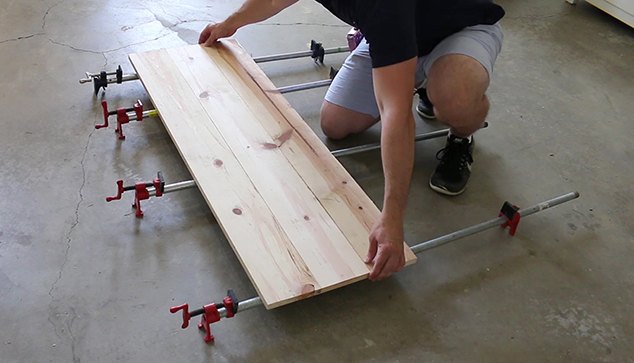 build an upcycled coffee table, painted furniture