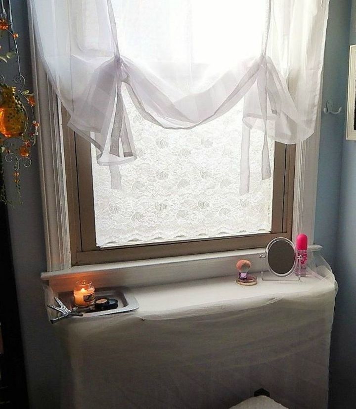 how to get privacy without curtains, Decoupage lace material onto the glass
