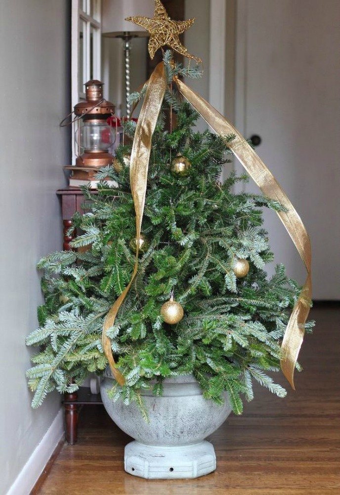 13 handmade christmas ideas you didn 39 t know you were christmas tree skirt alternative
