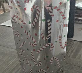 make a gift bag out of wrapping paper