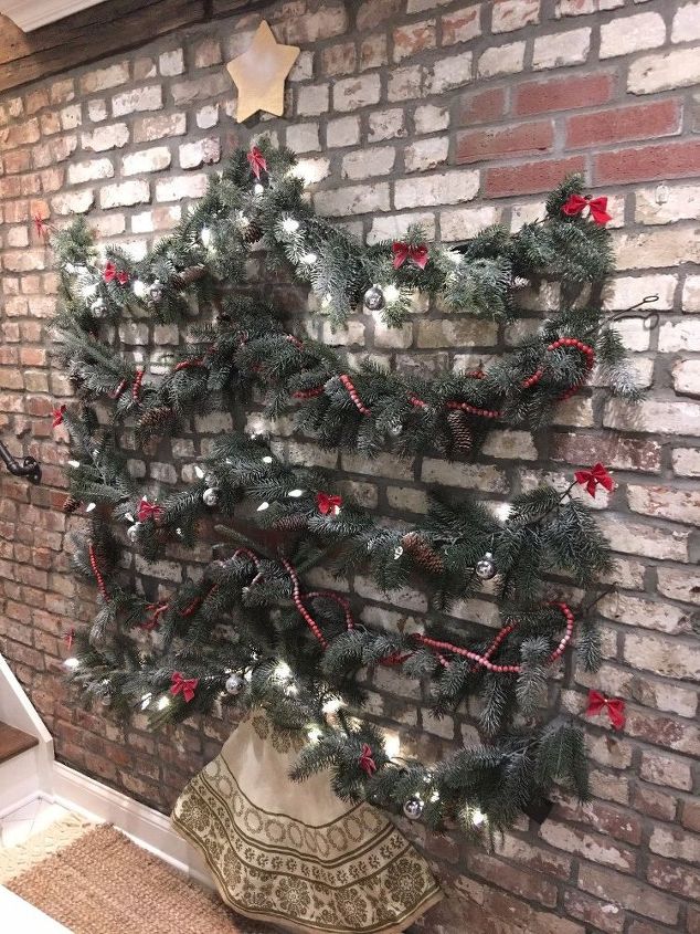 rbol de navidad en la pared