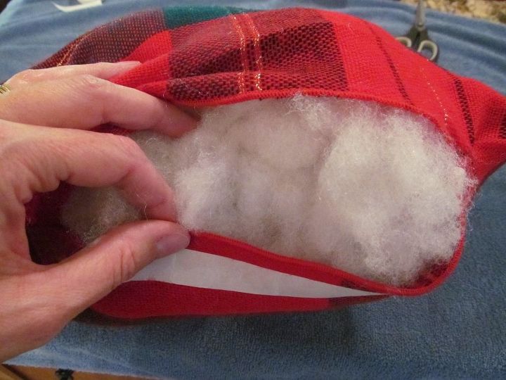 No Sew Christmas Pillows Hometalk no-sew-christmas-pillows-hometalk