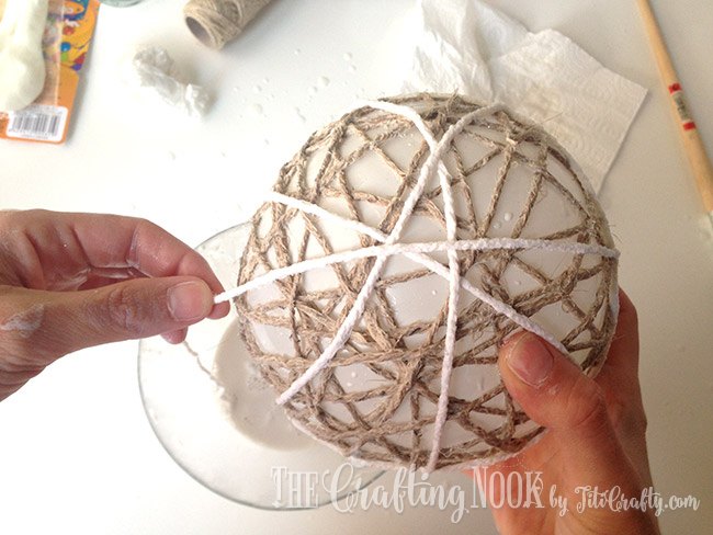 cute twine ball christmas ornament tutorial, christmas decorations, how to, seasonal holiday decor