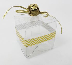 gift wrapping ideas using plastic soda bottles 