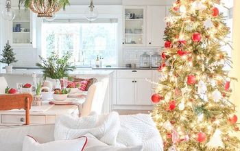 Traditional and Simple Holiday Home Tour