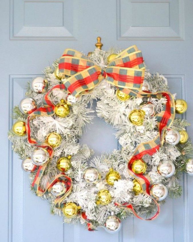 s don t hang your wreath before you see these 12 updates, crafts, wreaths, Flock it to give it a wintery feel