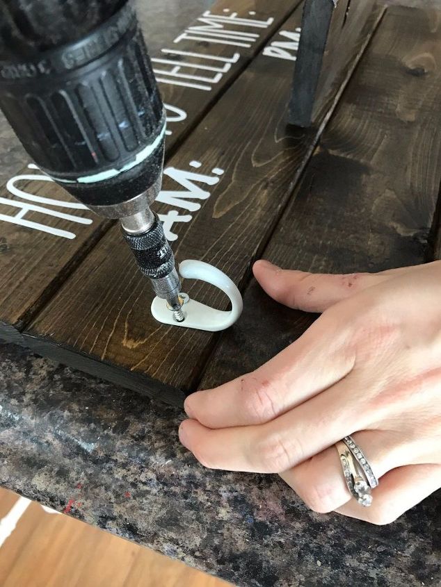 how to tell time coffee and wine sign hanger