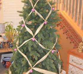criss cross ribbon draped christmas tree, crafts