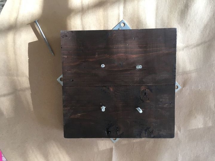 crate storage with a new spin, Find the Center for Screws