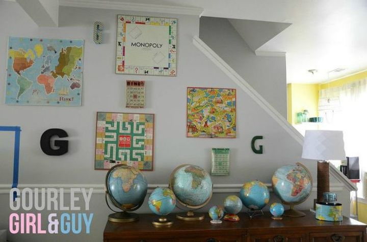13 low budget ways to decorate your living room walls, Hang up your favorite board games