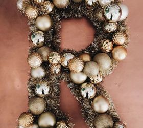 diy ornament letter wreath, christmas decorations, crafts, seasonal holiday decor, wreaths