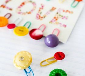 15 quick and easy gift ideas using buttons, Glue them into adorable button bookmarks