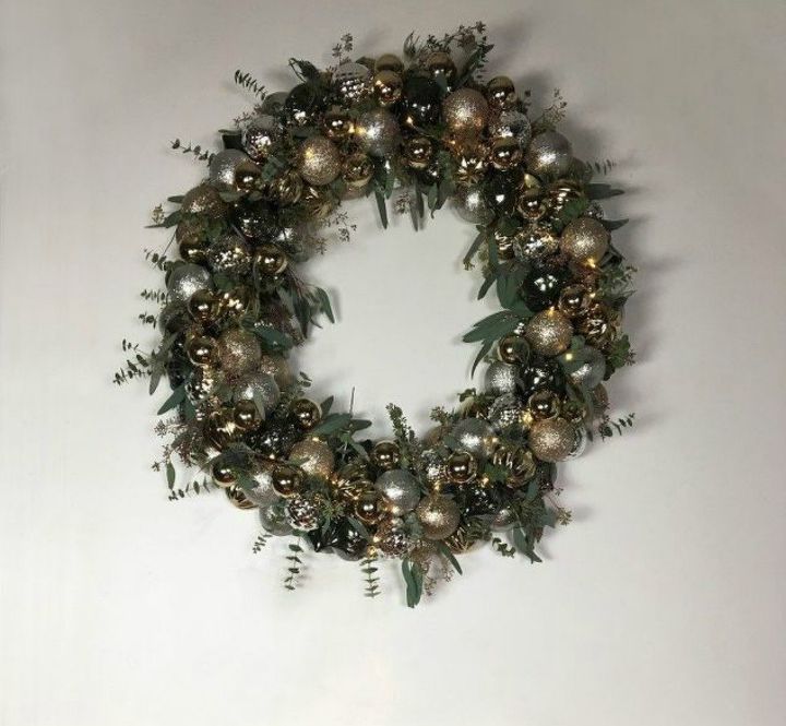 diy ornament christmas wreath
