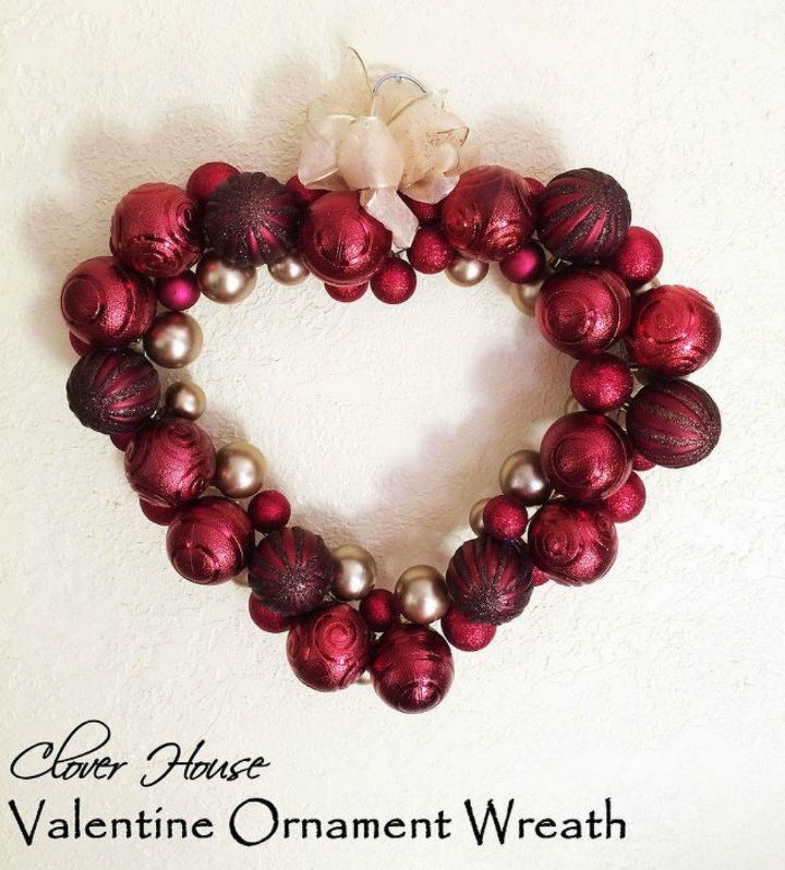diy ornament christmas wreath