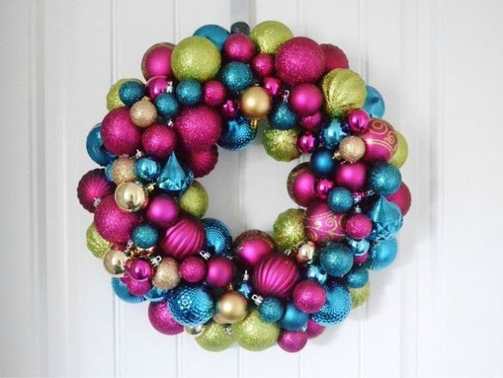 diy ornament christmas wreath
