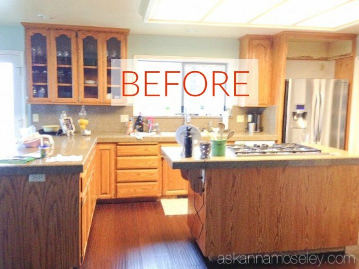 you ll rethink your kitchen color when you see these paint combos, Before Beautiful but old oak cabinets