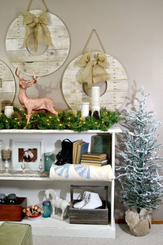 diy faux reclaimed wood wreaths, crafts, wreaths