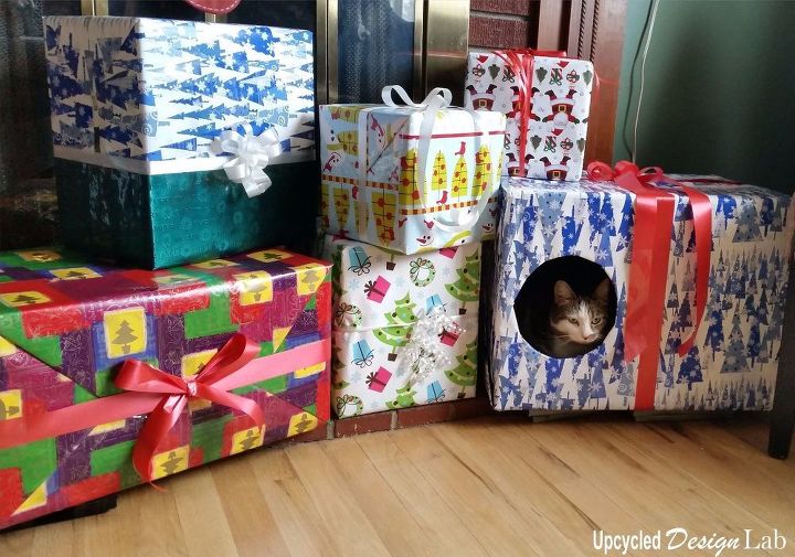christmas boxes kitty cat condo
