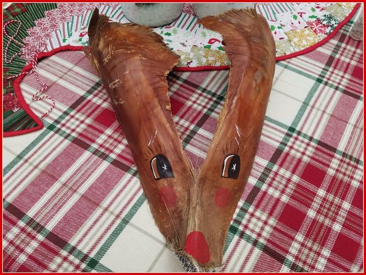 palm frond reindeer craft, crafts