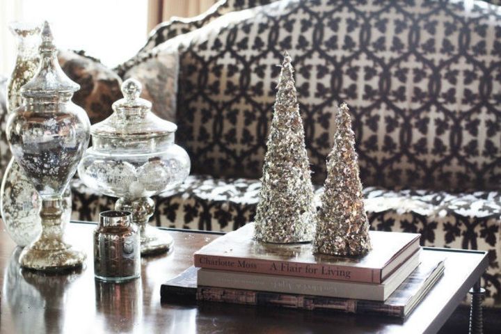 s 17 mini christmas trees we can t stop looking at this season, 12 The ritzy foil tree