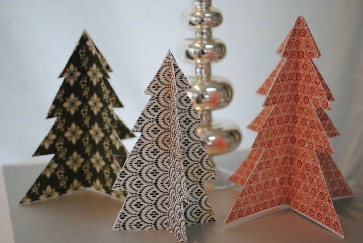 s 17 mini christmas trees we can t stop looking at this season, 13 The crafty card tree