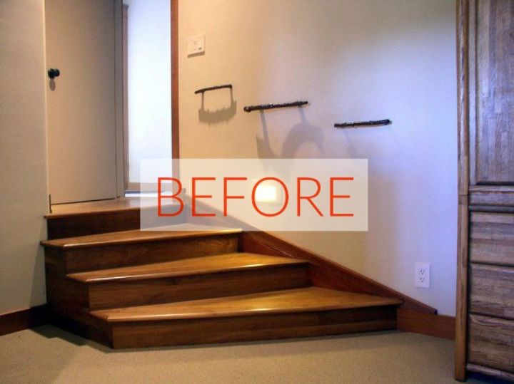 stop everything these banister makeovers look ah mazing, Before Mounted wall handrail