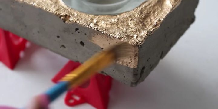 suporte de vela de concreto dourado fcil e barato