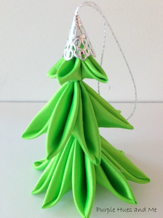 ribbon christmas tree ornament, christmas decorations, crafts, seasonal holiday decor