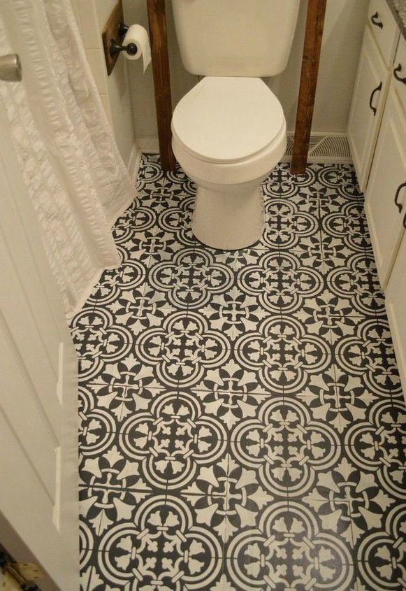 s how to get a gorgeous bathroom in less than three hours, bathroom ideas, how to, Revamp your bathroom floor with chalk paint