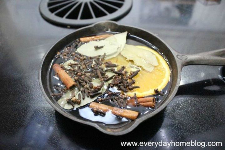 s make your home smell amazing with these diy winter scent ideas, home decor, This boiling spice with cloves and cinnamon