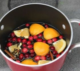 s make your home smell amazing with these diy winter scent ideas, home decor, This cranberries and orange fragrance