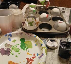what to do with leftover paint painted ornaments, christmas decorations, seasonal holiday decor, Start painting