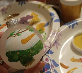 what to do with leftover paint painted ornaments, christmas decorations, seasonal holiday decor, Add shading