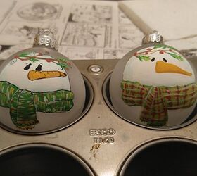 what to do with leftover paint painted ornaments, christmas decorations, seasonal holiday decor, Create outlines