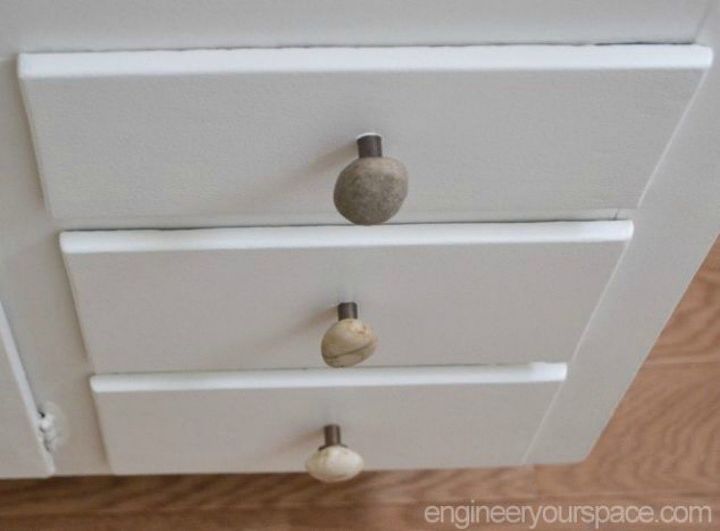 kitchen cabinet hardware ideas for cabinets upgrade your boring cabinets with these 11 knob ideas hometalk kitchen cabinet hardware ideas for cabinets upgrade your boring cabinets with these 11 knob ideas hometalk