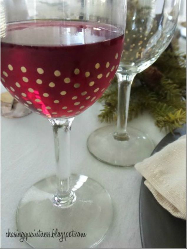 s grab a wine glass for these 14 gorgeous ideas, These polka dotted holiday ones
