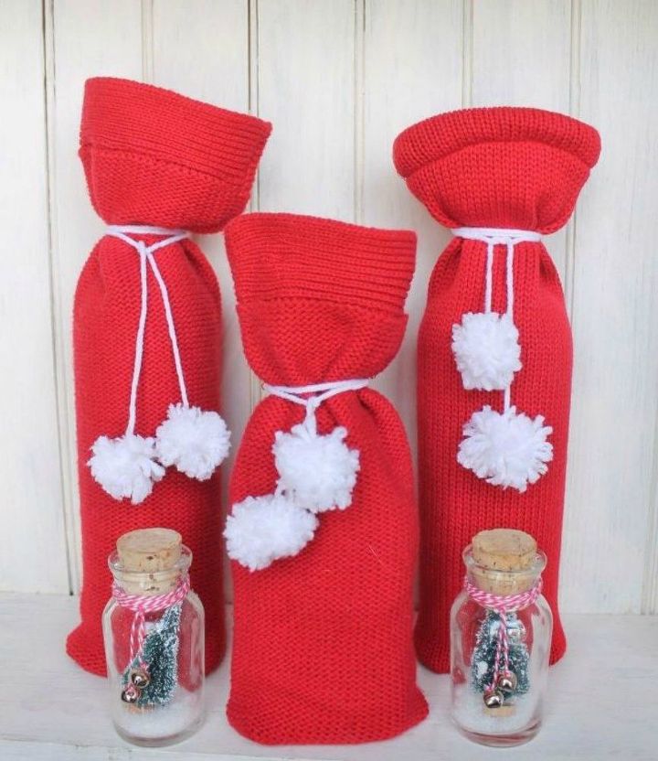 use your old scarves for these 12 amazing home decor ideas, Turn it into a nifty wine bag