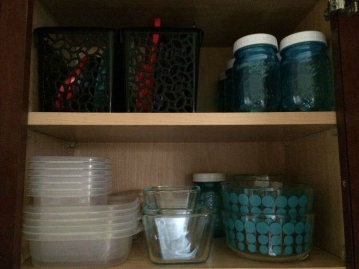organize your plastic containers with these brilliant tips, Stack them according to size