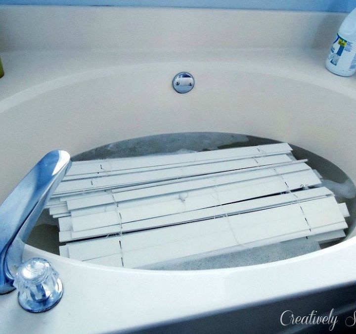 s your totally doable 15 day plan to a clean home, cleaning tips, home decor, Bathe your blinds to clear grime