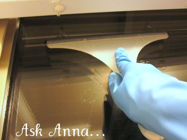 s your totally doable 15 day plan to a clean home, cleaning tips, home decor, Clean windows with dish soap