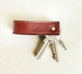 cut up old belts for these 13 amazing decor ideas, Turn them into a fetching key ring